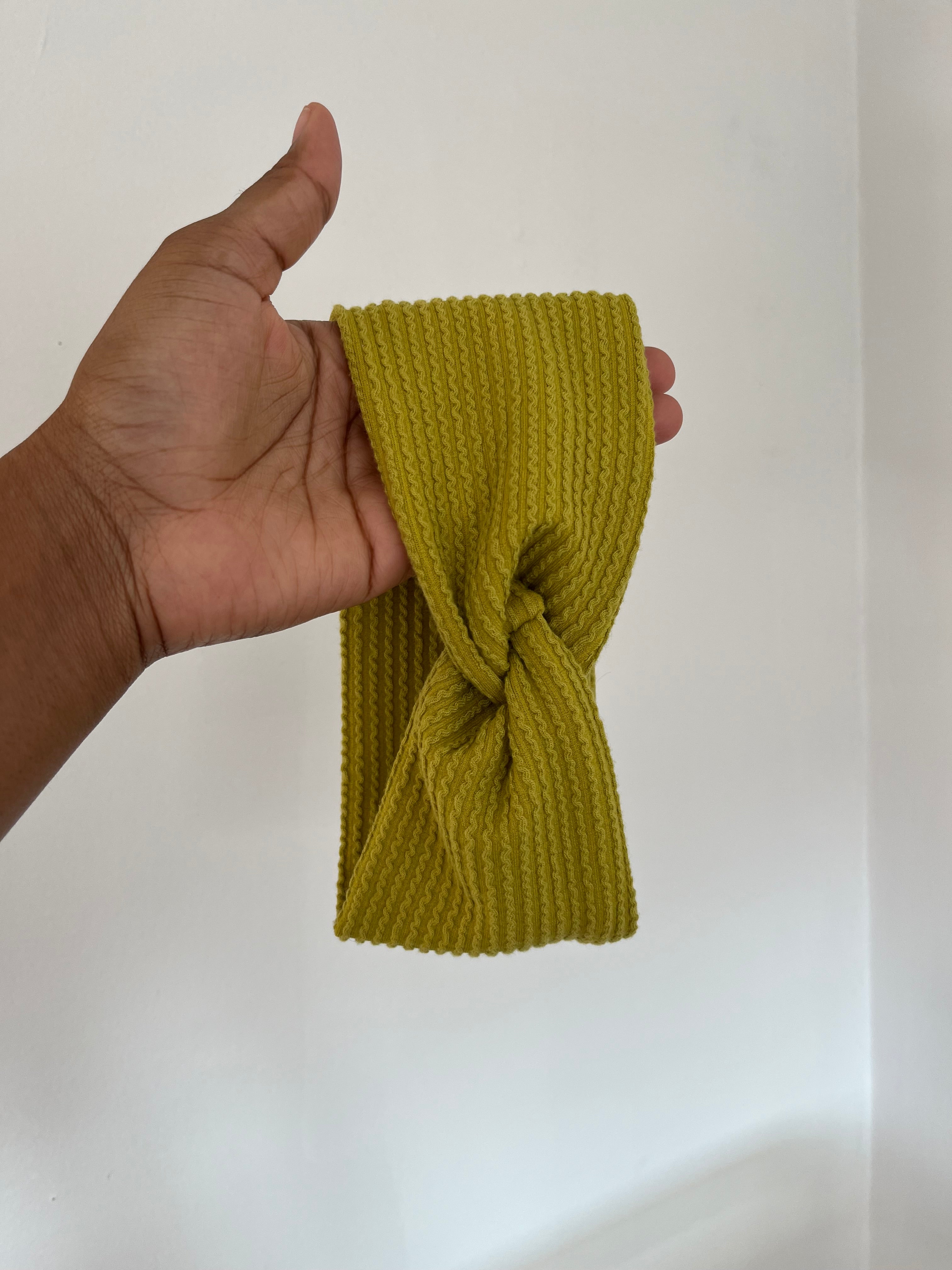 Wavy Ribbed Turbandie