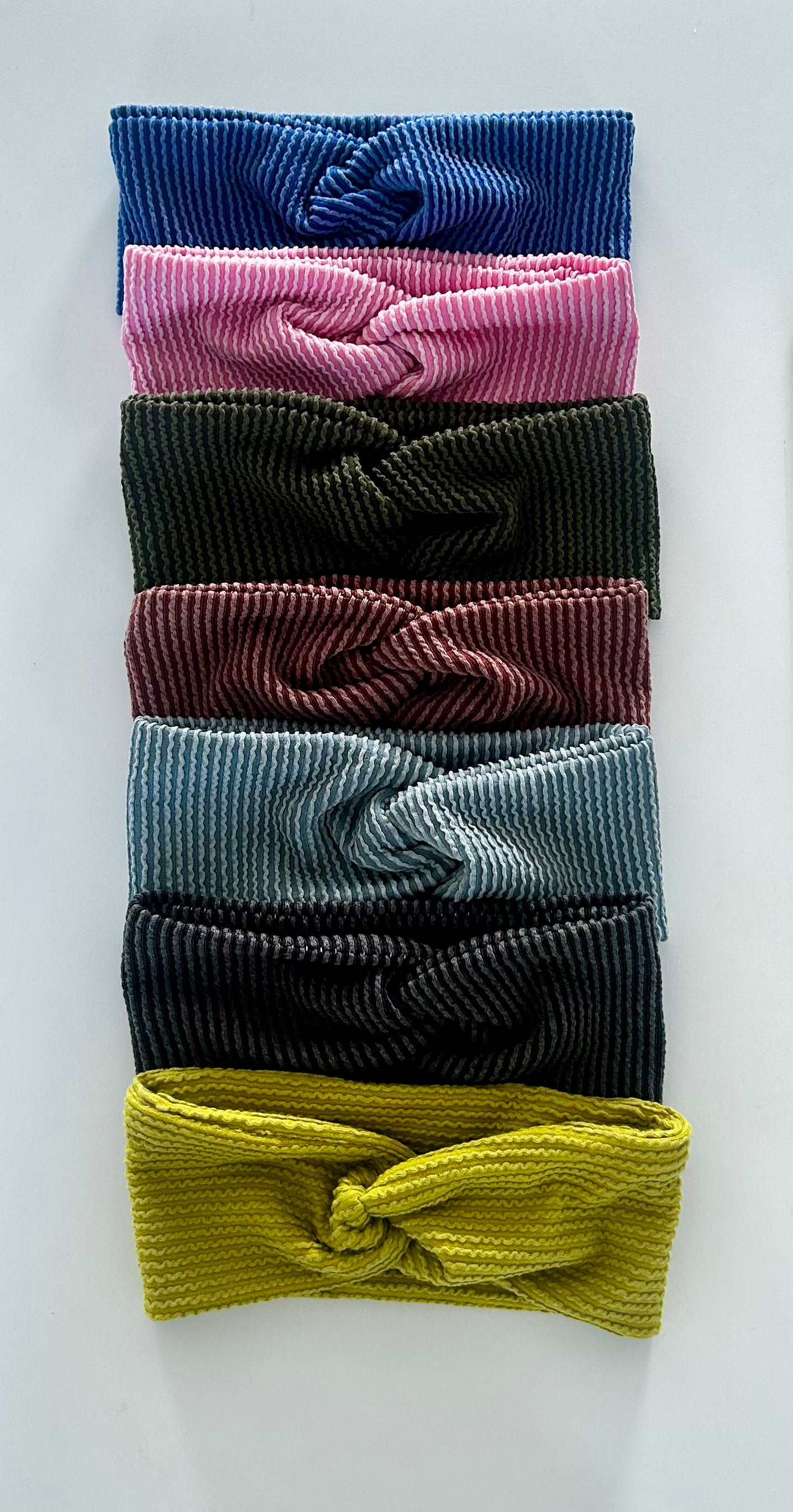 Wavy Ribbed Turbandie