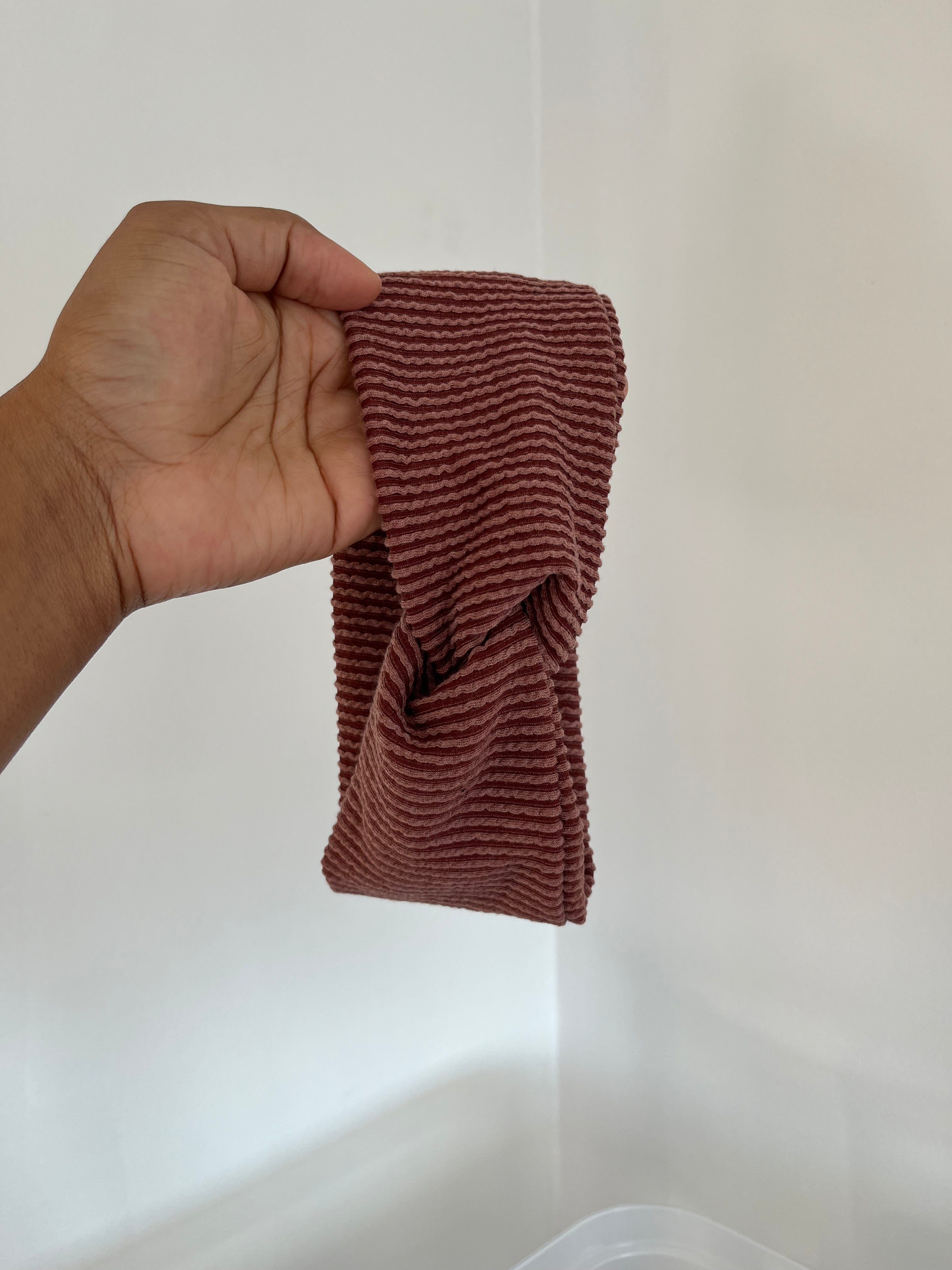 Wavy Ribbed Turbandie